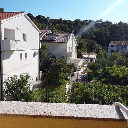 Apartments And Rooms Markovski Palit Chambre photo