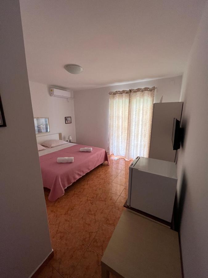 Apartments And Rooms Markovski Palit Extérieur photo