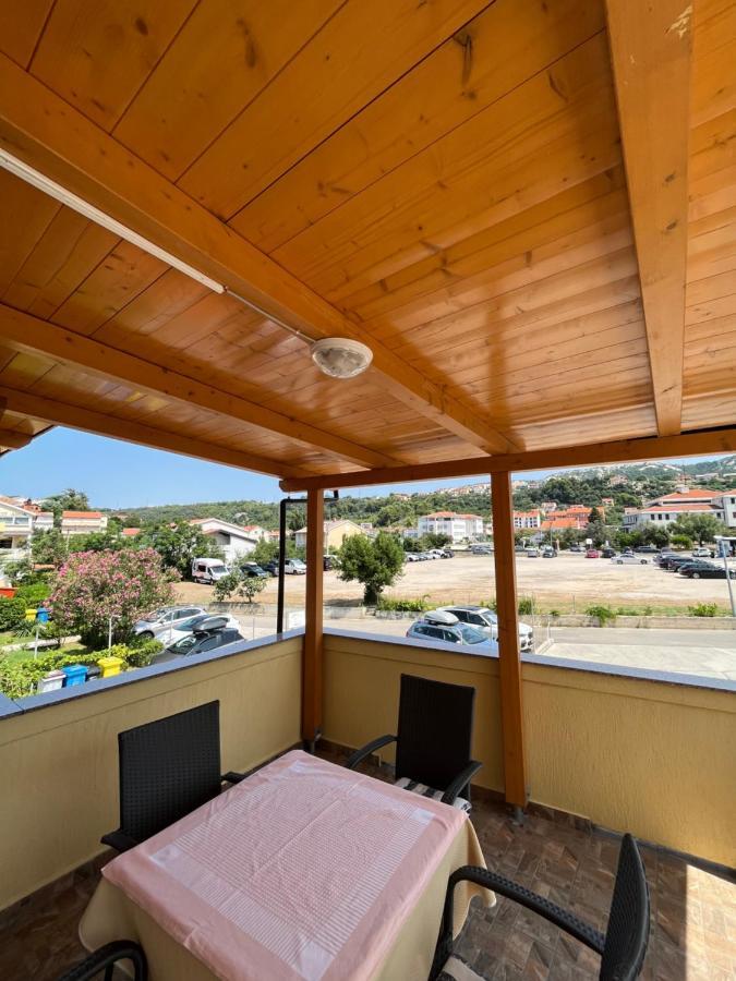 Apartments And Rooms Markovski Palit Extérieur photo