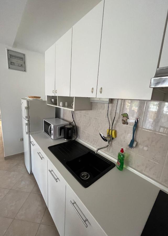 Apartments And Rooms Markovski Palit Extérieur photo