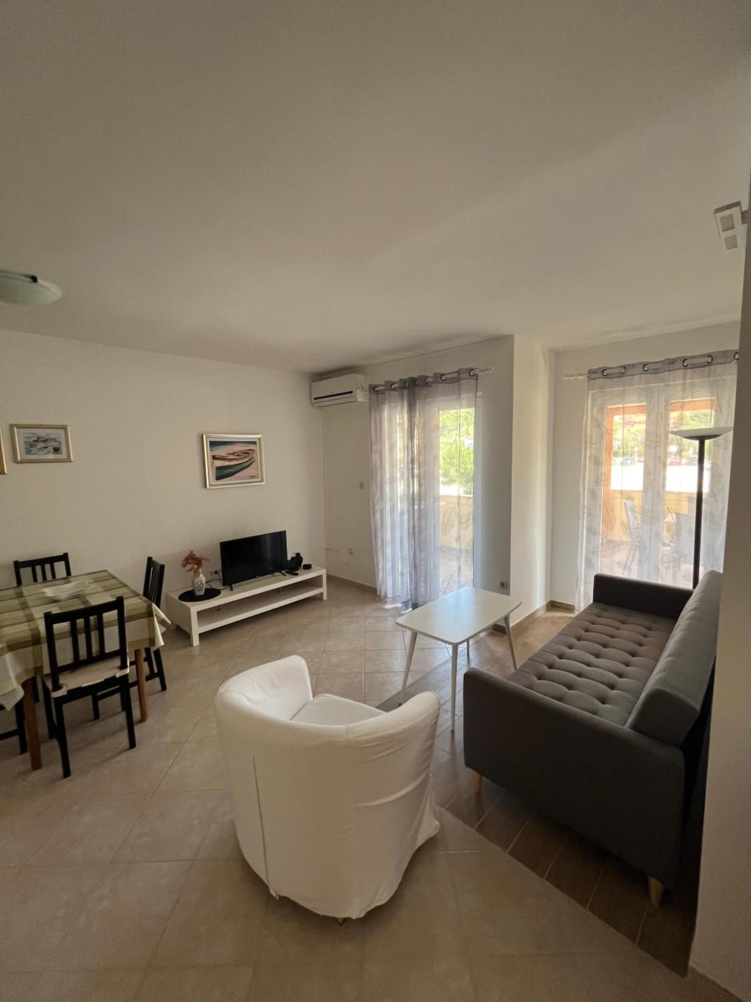 Apartments And Rooms Markovski Palit Extérieur photo